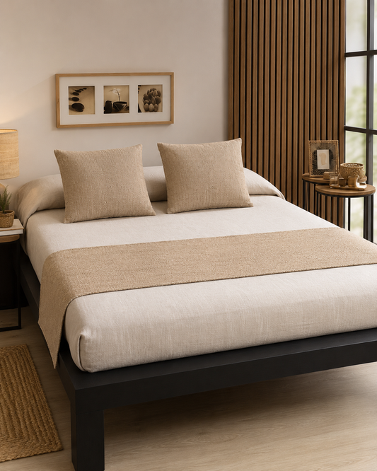 Conjunto pie de cama y fundas de cojín, diseño Liso